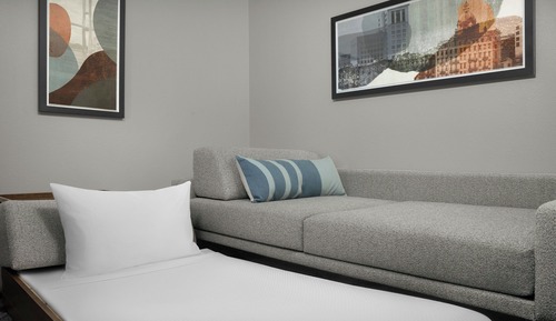 Studio Suite, 1 King Bed (Hearing Accessible)