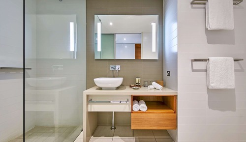 Superior Room, 1 King Bed (Water view)