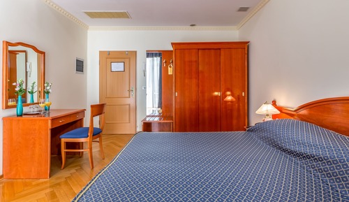 Classic Double or Twin Room