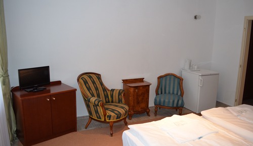 Double Room (Attic)