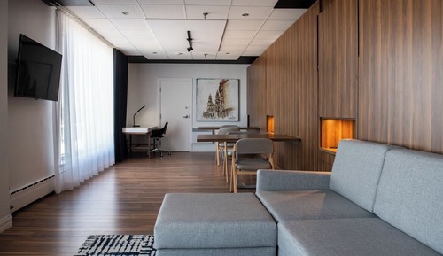 Family Room, Multiple Beds, City View