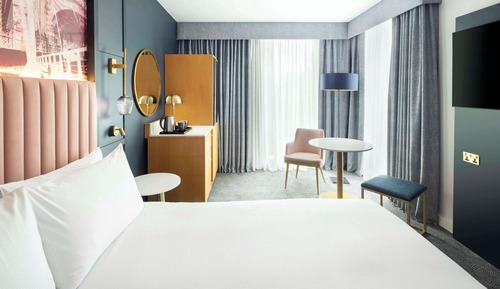 Deluxe Room, 1 King Bed