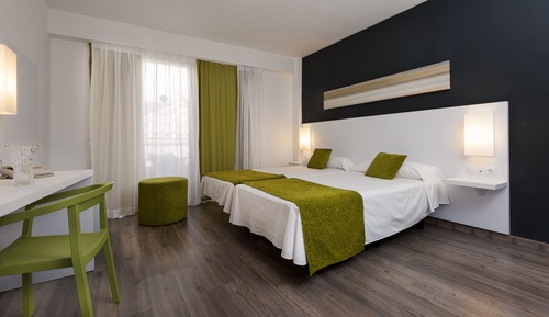 Apartment, 1 Bedroom, Balcony (2 Adults and 1 Child)