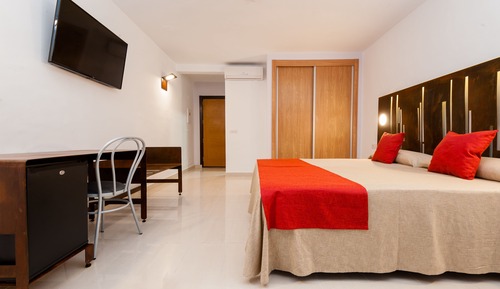 Double Room, Balcony
