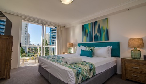 One Bedroom Garden View