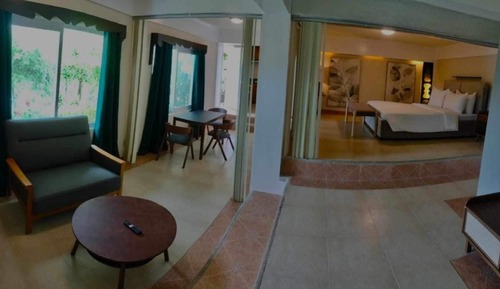 Studio, Garden View