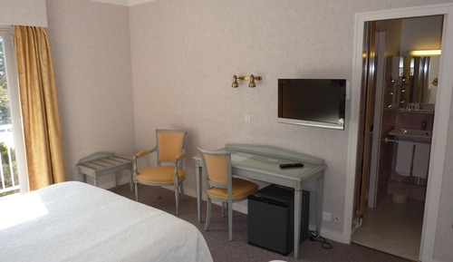 Superior Triple Room, Countryside View