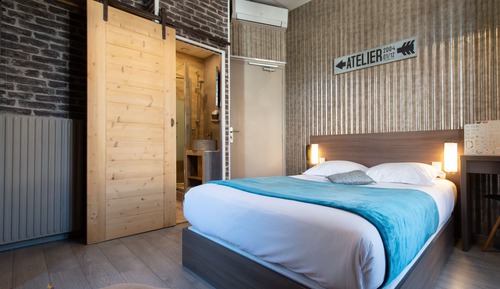 Standard Room, Balcony, City View