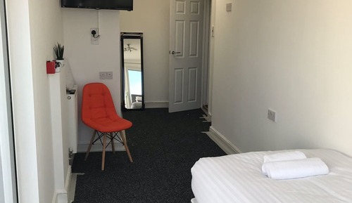 Basic Single Room, 1 Twin Bed, Ensuite