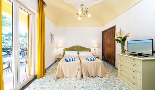 Classic Double Room