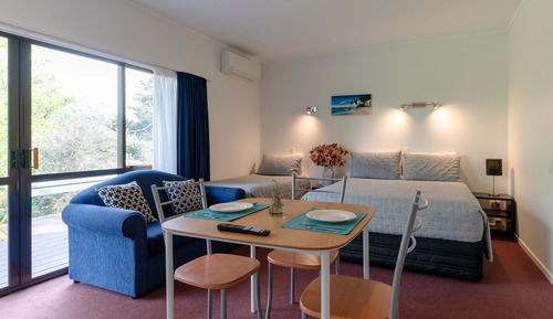 Senior Suite, Non Smoking, Kitchenette