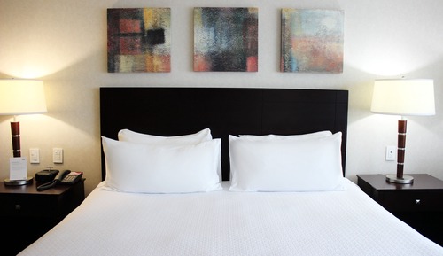 Standard Room, 1 King Bed