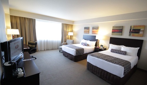 Standard Room, 2 Double Beds, Accessible Bathtub