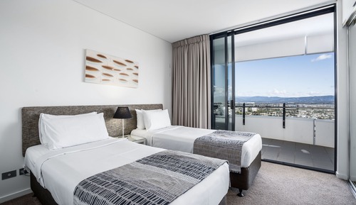 Apartment, 3 Bedrooms -Water View