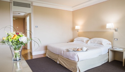 Standard Double Room, Garden View