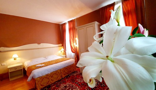 Classic Double or Twin Room