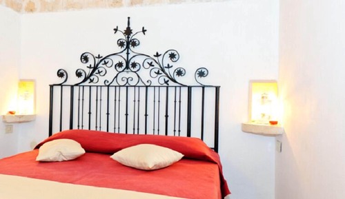 Traditional House (Trullo Fichi D'India)