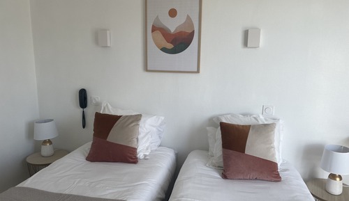 Standard Twin Room