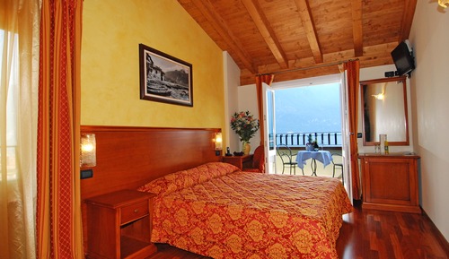Superior Double Room, Lake View
