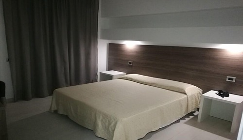 Double Room Single Use