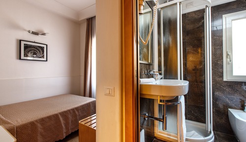 Single Room, Balcony, View