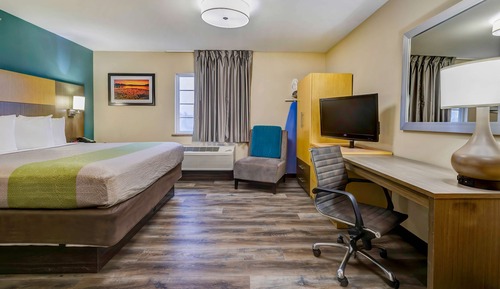 Deluxe Room, 1 King Bed, Non Smoking