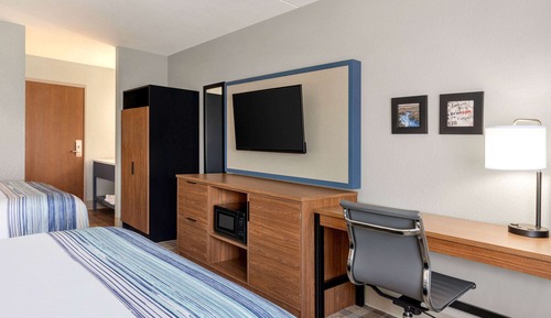 Room, 2 Queen Beds, Non Smoking