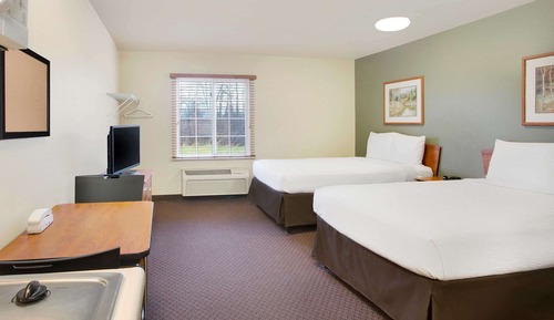 Suite, 2 Queen Beds, Non Smoking