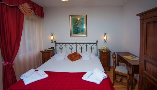 Double Room, Mountain View (Levante)