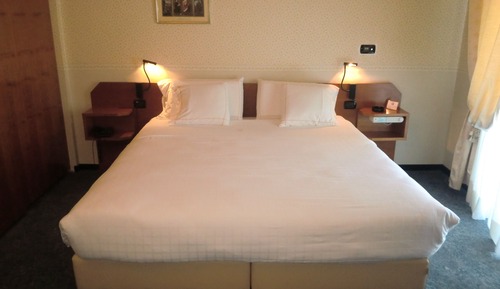 Suite, 1 Queen Bed, Non Smoking