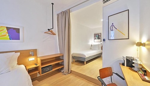 Comfort Triple Room