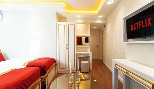 Superior Suite