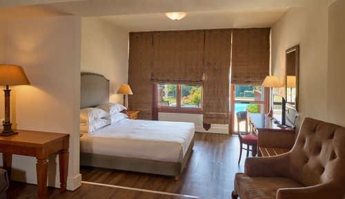 Junior Suite, Terrace, Pool View