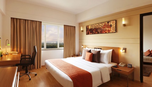 Deluxe Suite
