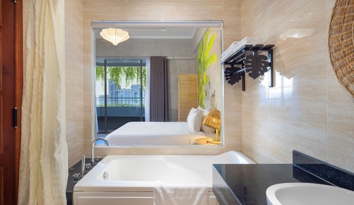 Deluxe Double Room, Partial Sea View