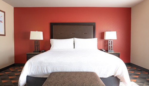 Standard Room, 1 King Bed