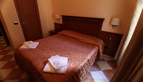 Economy Double Room, 1 Large Twin Bed