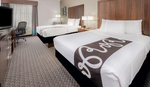 Room, 2 Queen Beds, Accessible, Non Smoking (Bathtub with Grab Bars)