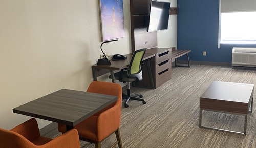 Studio Suite, 1 King Bed, Non Smoking