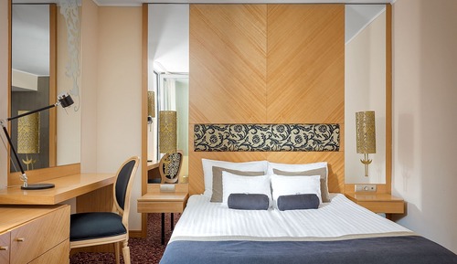 Superior Double Room, 1 Queen Bed, Balcony