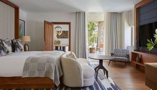 Suite, 1 Bedroom (Island)