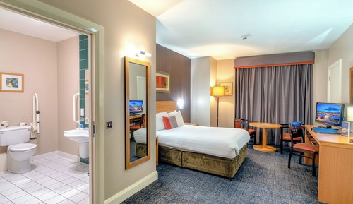 Standard Double Room, Accessible Bathtub