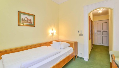 Standard Single Room