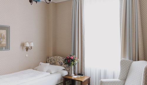 Business Single Room