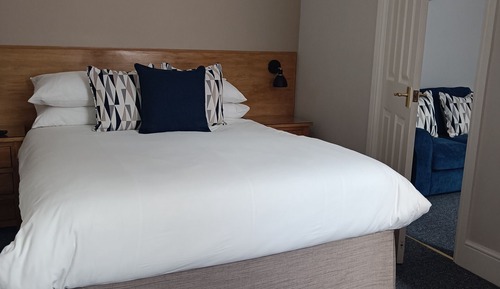 Suite, Ensuite (Double Junior Suite)