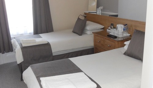 Twin Room, Ensuite