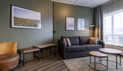 Family Room, Valley View