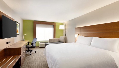 Standard Room, 1 King Bed