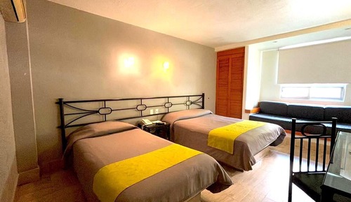 Executive Triple Room