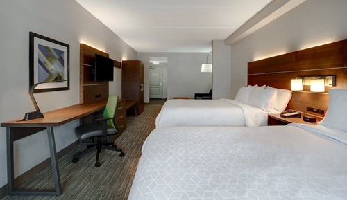 Suite, 2 Queen Beds